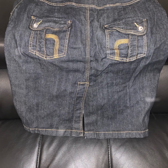 Jeans mini skirt - Picture 2 of 4